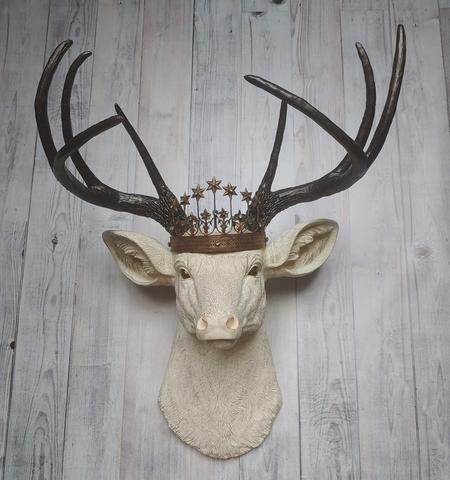 Debating the Ethics of Displaying Fake Deer Heads as Decor